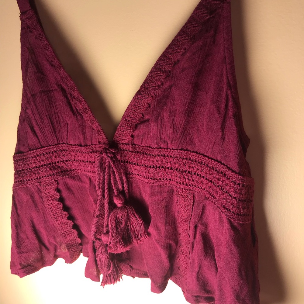 •FOREVER 21 Maroon Boho Flowy Crop Top• Size Sm•